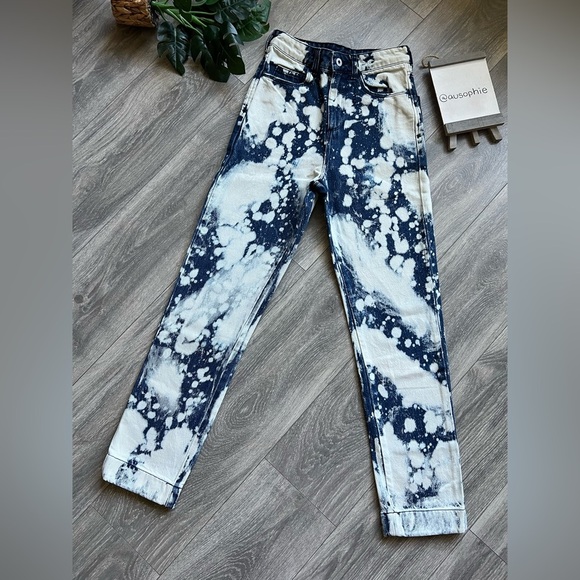 COLLUSION x005 Straight Leg Bleach Splatter Ultra High Waisted Jeans. Size 25 - Picture 1 of 10